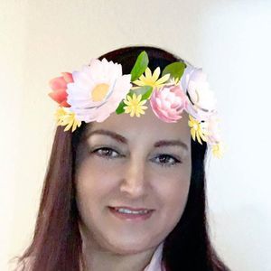 Meet your Posher, Yaima